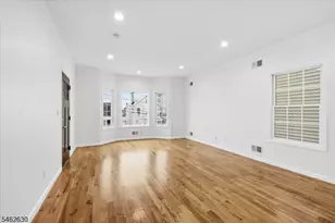 28 Davis St, Harrison, NJ 07029 - Photo 2