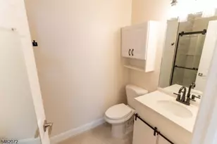 207 Cambridge Ct, Clifton, NJ 07014 - Photo 18