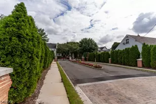 207 Cambridge Ct, Clifton, NJ 07014 - Photo 36