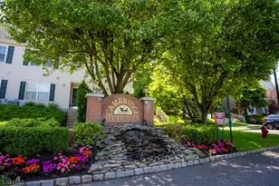 207 Cambridge Ct, Clifton, NJ 07014 - Photo 2