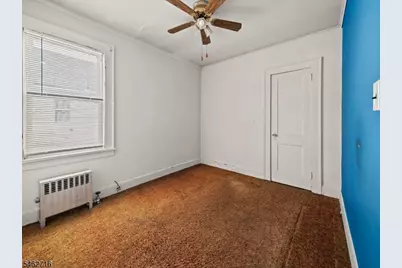 411 Hazel St, Clifton, NJ 07011 - Photo 18