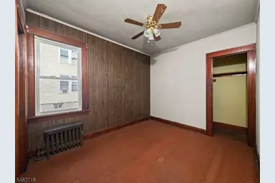 411 Hazel St, Clifton, NJ 07011 - Photo 16