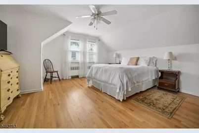 926 Steib Ter, Union Township, NJ 07083 - Photo 14