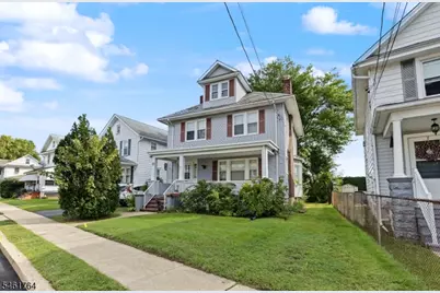 11 Elmer St, Raritan, NJ 08869 - Photo 2
