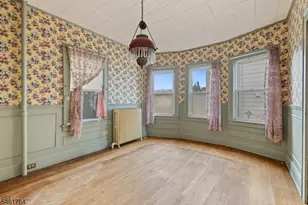 11 Elmer St, Raritan, NJ 08869 - Photo 14