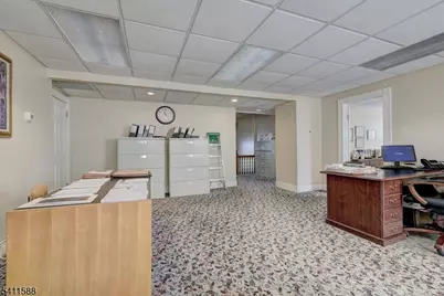 10 S Prospect St, Verona, NJ 07044 - Photo 16