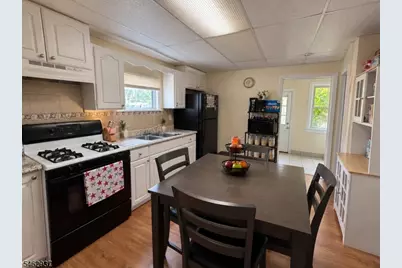 274A Sitgreaves St, Phillipsburg, NJ 08865 - Photo 4