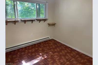 28 Harvard Trl, Hopatcong, NJ 07843 - Photo 6