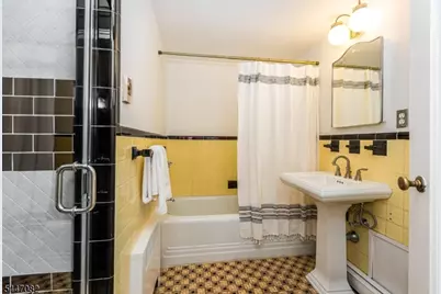 157 Laurel Ave, Livingston, NJ 07039 - Photo 26