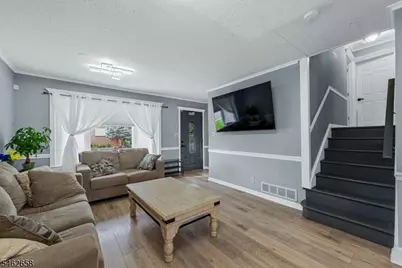 304 Maple Ave, South Plainfield, NJ 07080 - Photo 8
