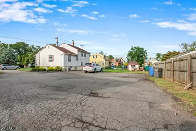 304 Maple Ave, South Plainfield, NJ 07080 - Photo 28