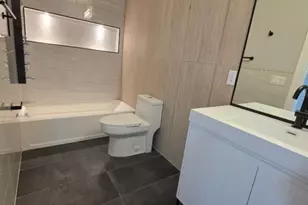 101 Thorne St, Jersey City, NJ 07307 - Photo 10