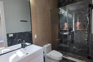 101 Thorne St, Jersey City, NJ 07307 - Photo 16