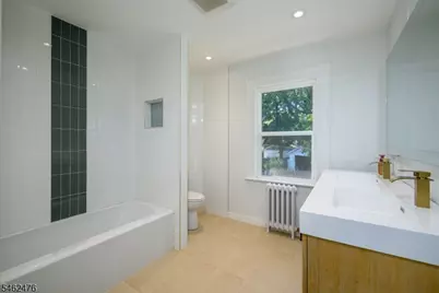 160 Clairmont Ter, Orange, NJ 07050 - Photo 12