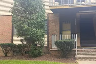 1027 Cricket Ln, Woodbridge Township, NJ 07095 - Photo 2