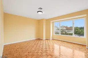 33 Aycrigg Ave, Passaic, NJ 07055 - Photo 16