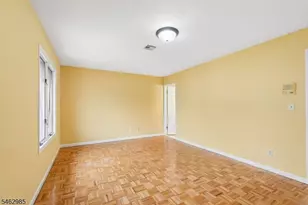 33 Aycrigg Ave, Passaic, NJ 07055 - Photo 8