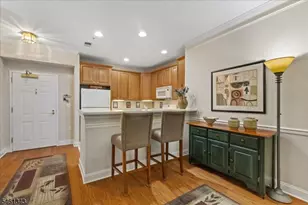 151 Victoria Dr, Bridgewater, NJ 08807 - Photo 4