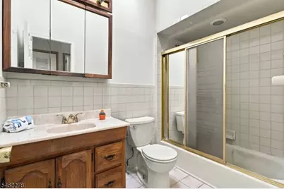 68 Glenwood Ave, Parsippany, NJ 07034 - Photo 12