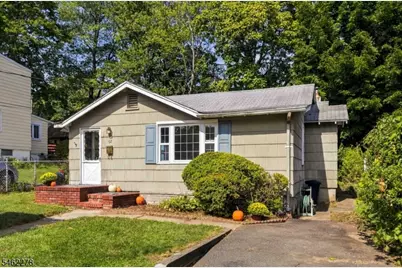 68 Glenwood Ave, Parsippany, NJ 07034 - Photo 2