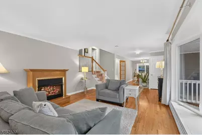 8 Molly Bee Rd, Raritan Township, NJ 08822 - Photo 6
