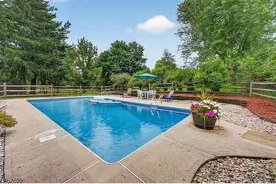 8 Molly Bee Rd, Raritan Township, NJ 08822 - Photo 34