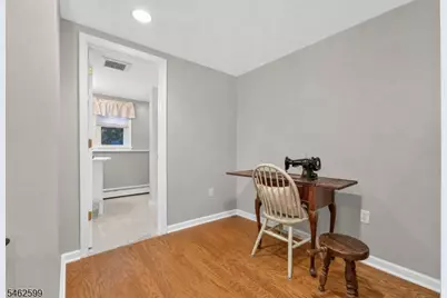 8 Molly Bee Rd, Raritan Township, NJ 08822 - Photo 16