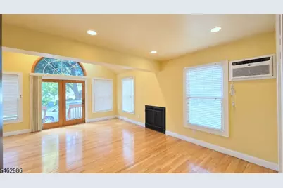 21 Gould Pl #1, Caldwell, NJ 07006 - Photo 6