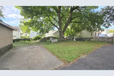 21 Gould Pl #1, Caldwell, NJ 07006 - Photo 16