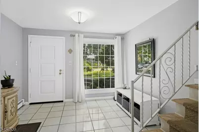 33 Douglas Dr, Montville Township, NJ 07082 - Photo 4