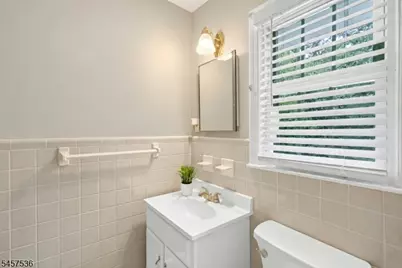 33 Douglas Dr, Montville Township, NJ 07082 - Photo 14
