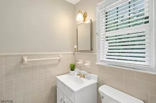 33 Douglas Dr, Montville Township, NJ 07082 - Photo 14