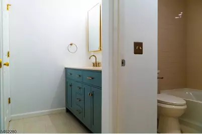 911 Hawley Ct, Denville, NJ 07834 - Photo 14