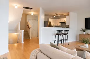 911 Hawley Ct, Denville, NJ 07834 - Photo 6