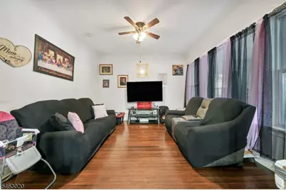 142 Greenwood Ave, East Orange, NJ 07017 - Photo 6