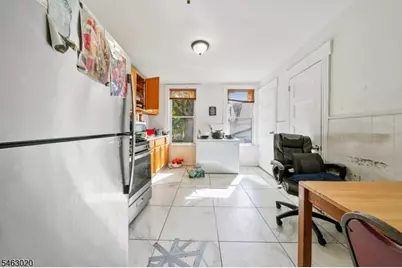 142 Greenwood Ave, East Orange, NJ 07017 - Photo 4