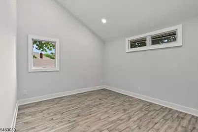 38-28 Brookside Ave, Fair Lawn, NJ 07410 - Photo 30