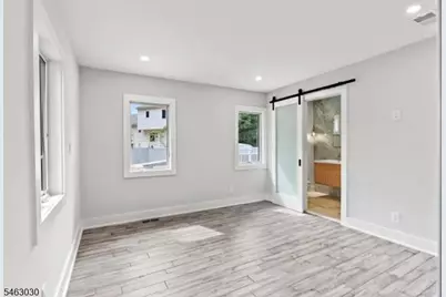 38-28 Brookside Ave, Fair Lawn, NJ 07410 - Photo 20
