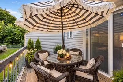 306 Arsdale Ter, Union Township, NJ 07083 - Photo 12