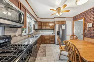 62 Pinho Ave, Carteret, NJ 07008 - Photo 20