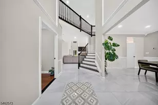 58 Fox Chase Ln, Roxbury Township, NJ 07852 - Photo 10