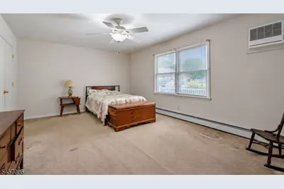 1090 Milton Blvd, Rahway, NJ 07065 - Photo 14