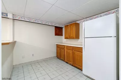 1090 Milton Blvd, Rahway, NJ 07065 - Photo 26