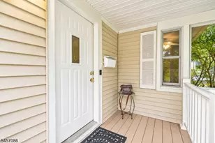 1090 Milton Blvd, Rahway, NJ 07065 - Photo 2