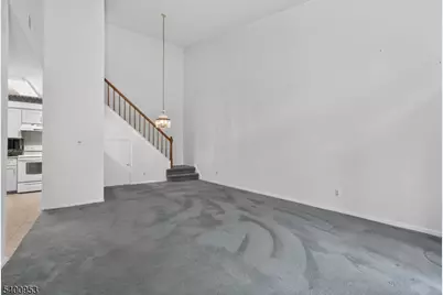 22 Pine Court #22, Bedminster Township, NJ 07921 - Photo 6