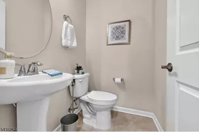 18 Cortland Ct, Livingston, NJ 07039 - Photo 18