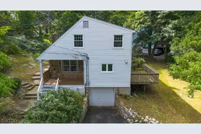 42 Fayson Lake Rd, Kinnelon, NJ 07405 - Photo 2