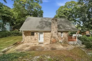 42 Fayson Lake Rd, Kinnelon, NJ 07405 - Photo 1