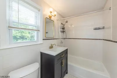 38 Avondale Ave, Clifton, NJ 07013 - Photo 16