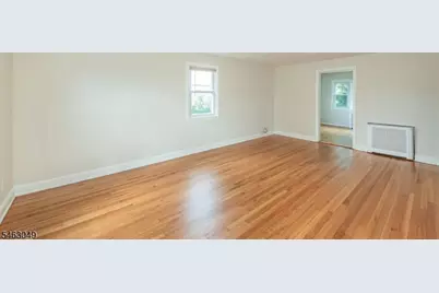 38 Avondale Ave, Clifton, NJ 07013 - Photo 10